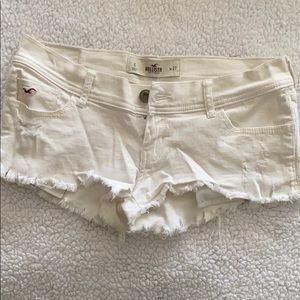 Super short women’s hollister jean shorts